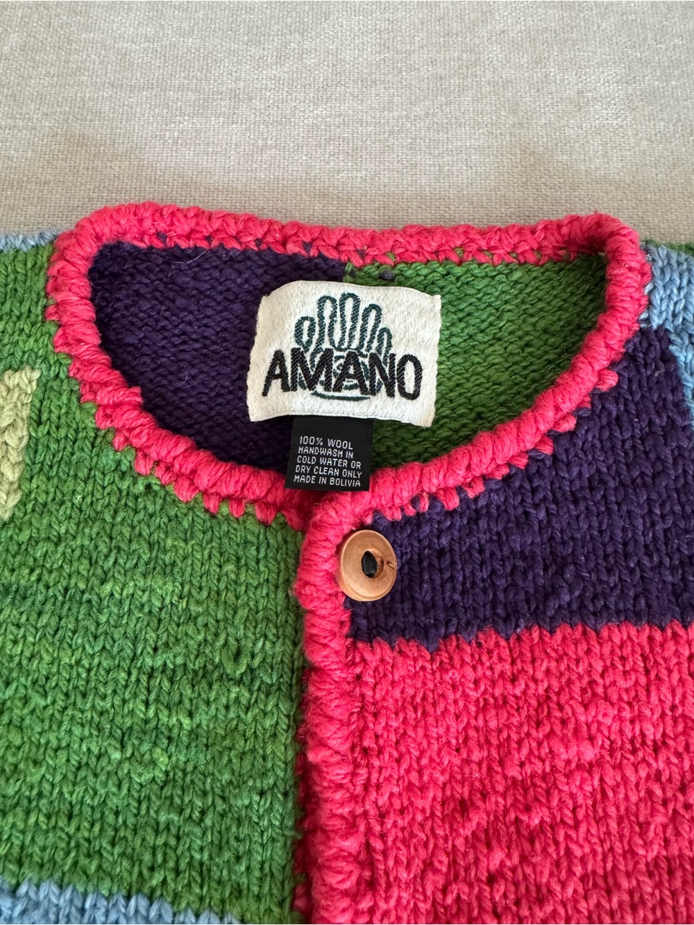 Vintage Amano Cardigan Women's
XL Multicoloured Tulips Handknit
Handmade Bolivia - Picture 6 of 6